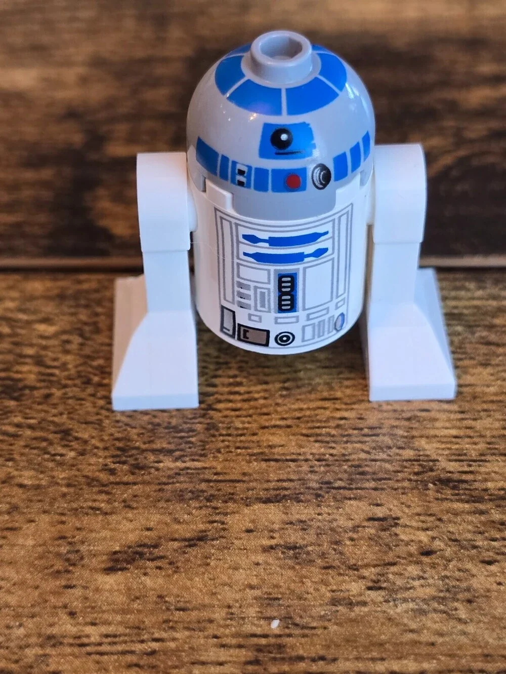 LEGO Star Wars R2-D2 astromech droid
